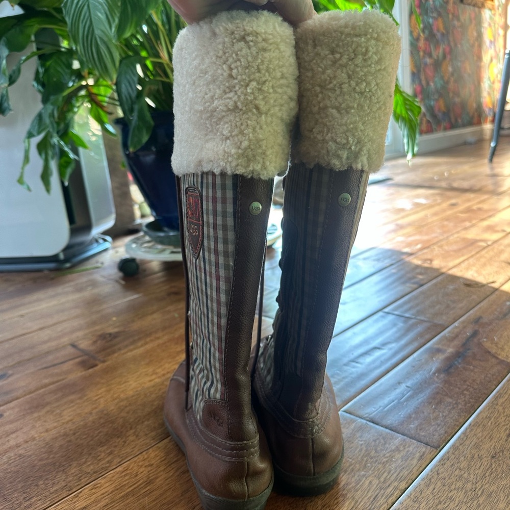 UGG Women's Brown and Cream Plaid Winter Boots size 9 - Picture 3 of 9